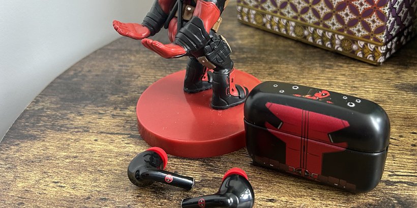 All of the Cable Guys Buds Deadpool items out
