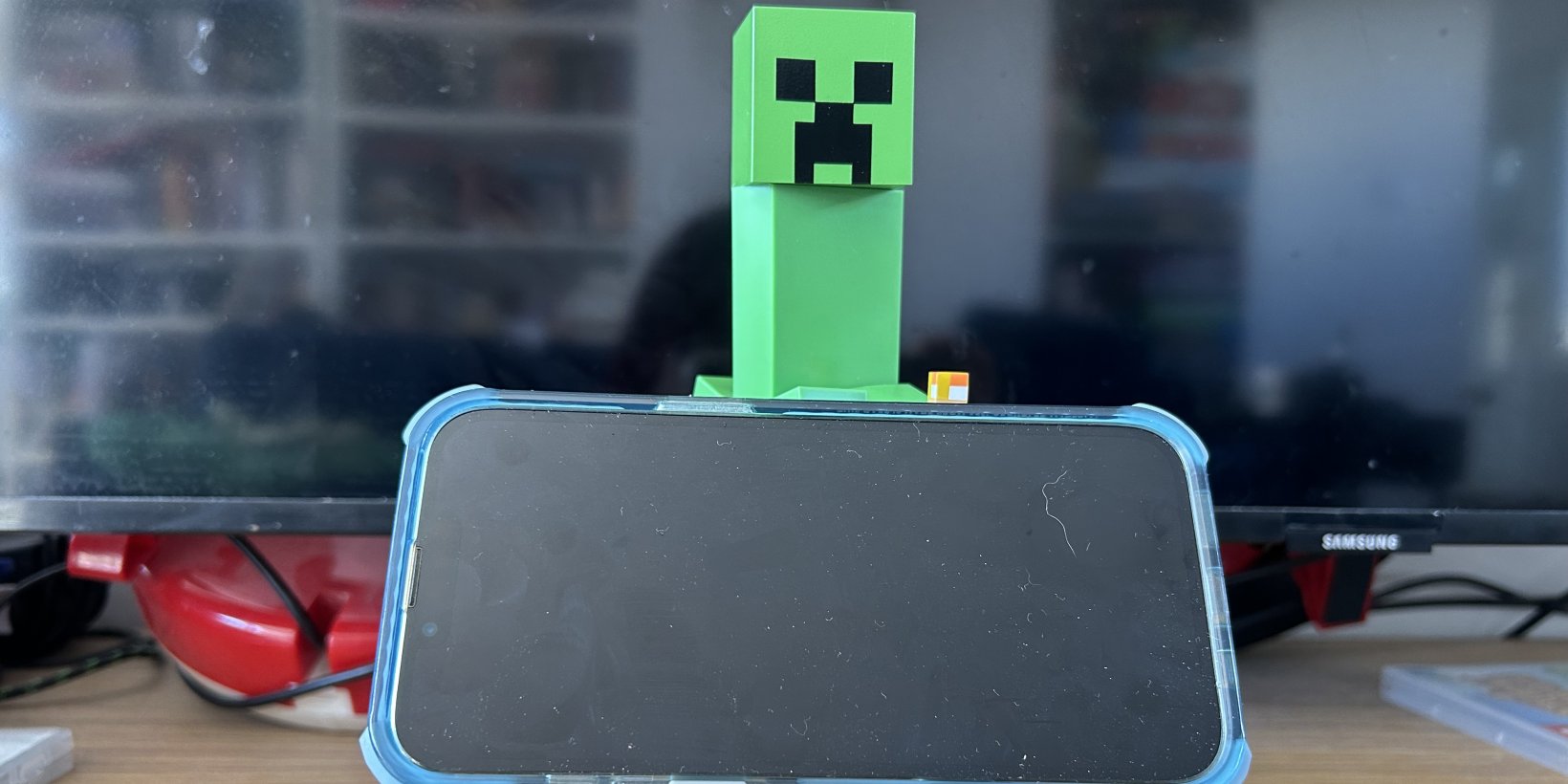 Phone being held in the Minecraft Controller Holder