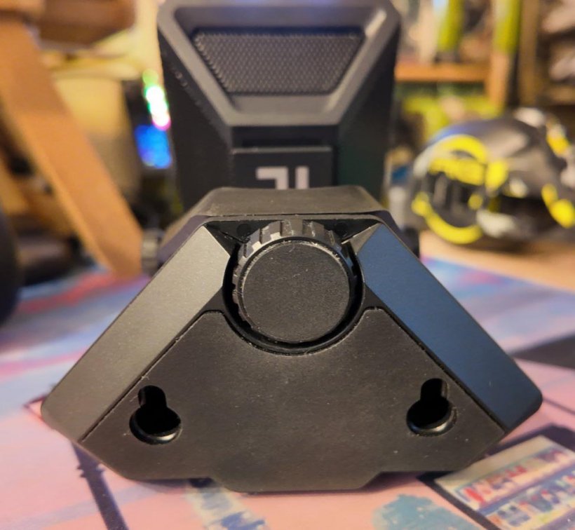 the base of the rig streamstar with notches